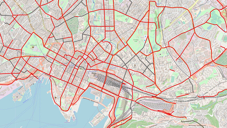 Detaljert gatekart over Oslo med røde streker på kryss og tvers som indikerer hvor sykkelveier planleges bygget.