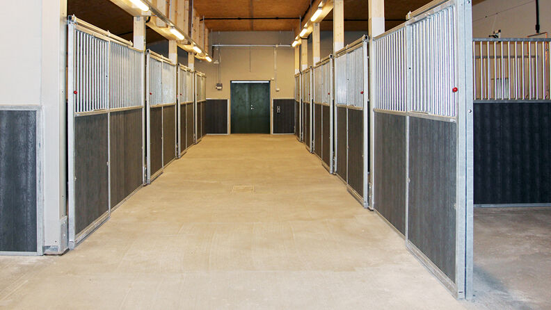 Stallen sett fra innsiden.