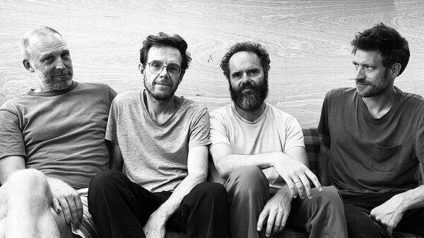 Den danske kunstnerkvartetten A Kassen består av Tommy Petersen, Morten Steen Hebsgaard, Christian Bretton-Meyer og Søren Petersen. Verkene deres Wind, Mass og Time er valgt ut til å utsmykke Flytårnet stasjon.
