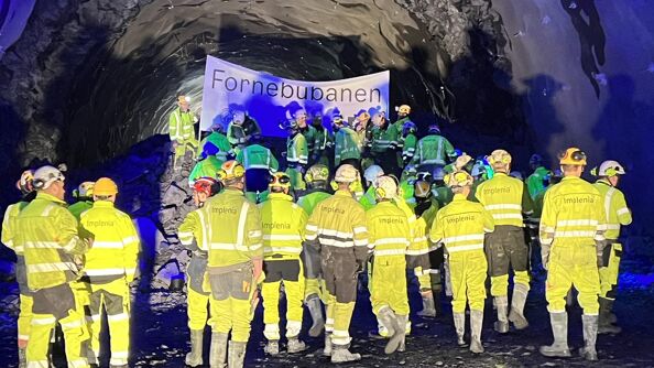 Gjennomslaget markeres på røysa