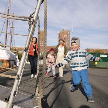 Bilde av barn som leker