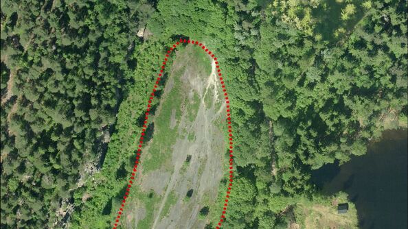 Avgrenset dressurområde, Isdammen på Årvoll