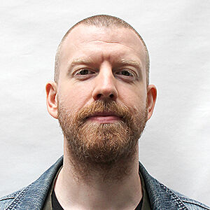 Portrettbilde av Vegard Dozsko, gitarlærer ved Oslo kulturskole