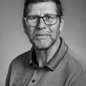 Portrettbilde av Dean Stallard, fløytelærer ved Oslo kulturskole